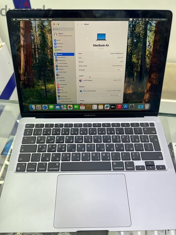 Apple MacBook Air Model. 2020 256GB 8RAM screen Size 13.3 inch 1