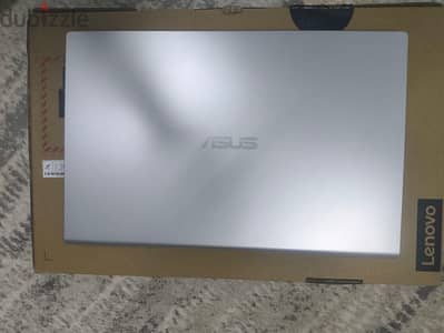 Asus with box almost new 4/128 ssd windows 11 model 2023 intereste