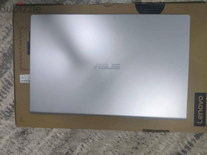 Asus with box almost new 4/128 ssd windows 11 model 2023 intereste 0