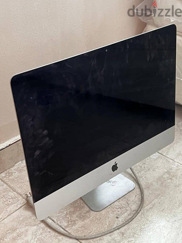 I Mac monitor 16 inches new in white color 0