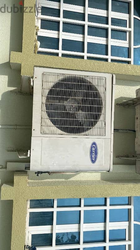 Used Air Conditioner for Sale – Daikin Indoor Unit & Carrier Outdoor 1