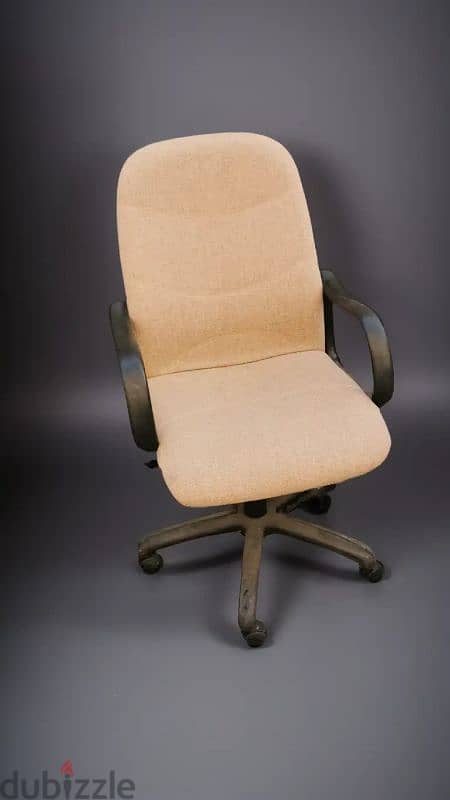 كراسي متحركة مكتبية واخرى ثابتة للبيع Office and fixed chairs for sale 3