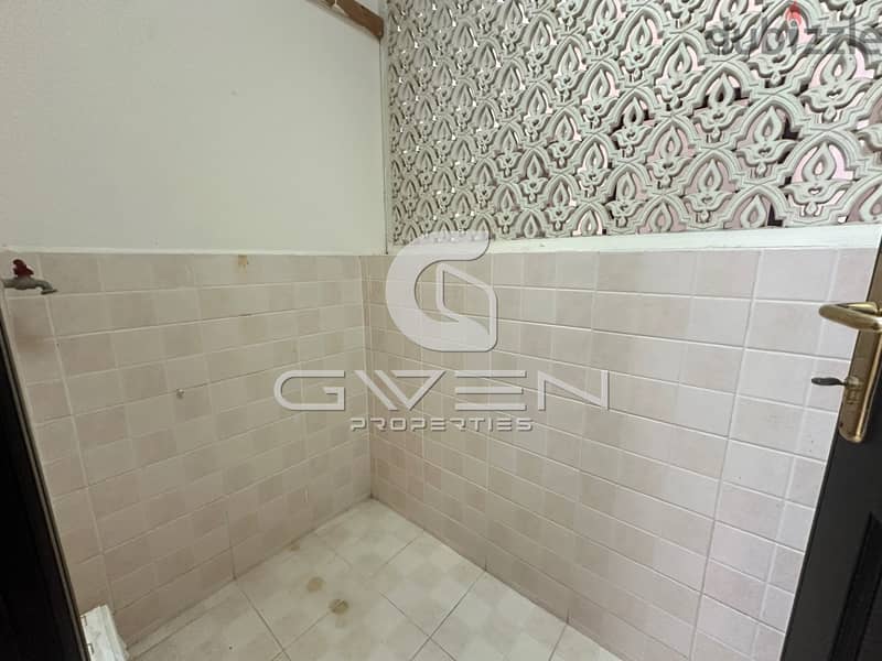 Spacious 2 BHK Apartment for rent in Al Khuwair 5