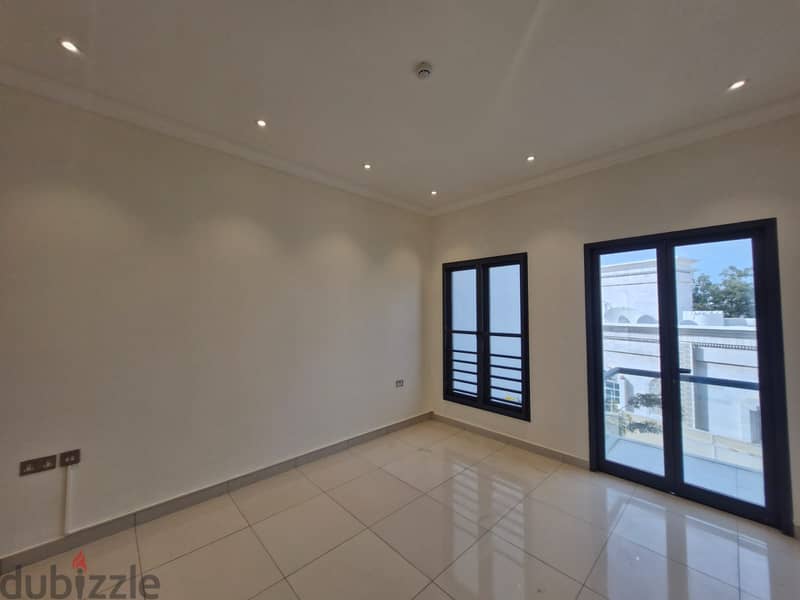 4 BR + Maid’s Room Spacious Complex Villa in MSQ 8