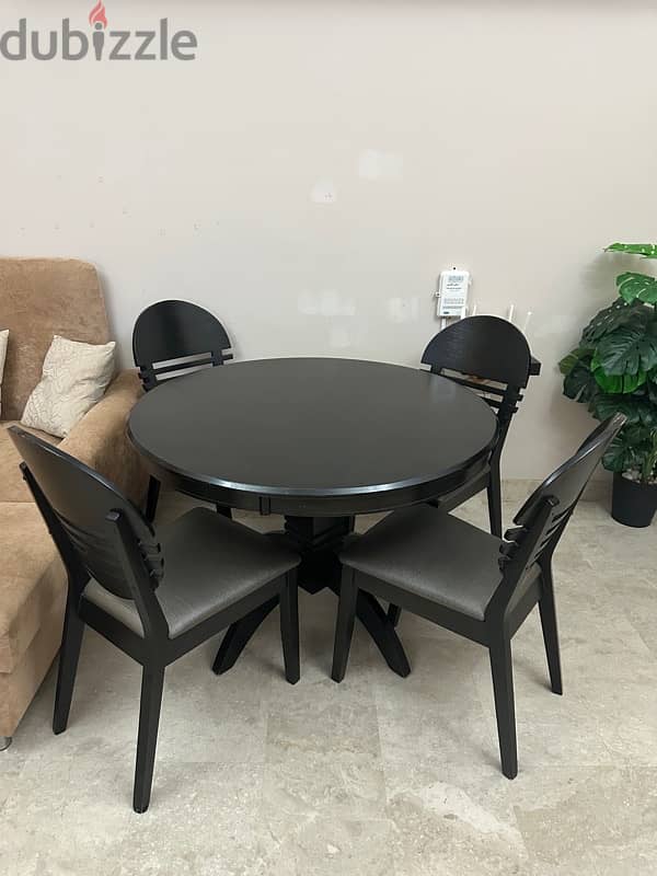 4 Seater Dining Table with 4 Chair 0