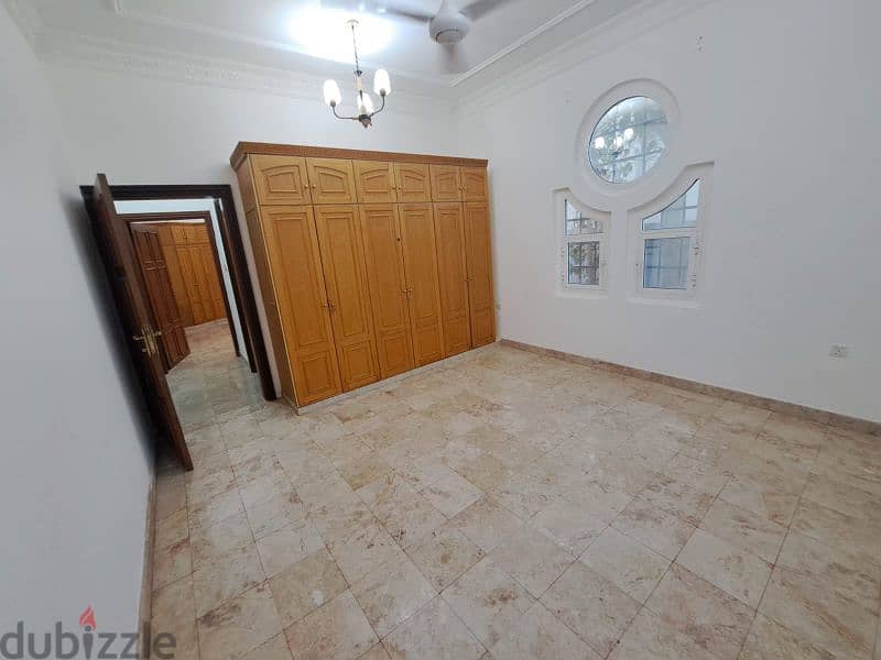 ground floor  of a house with a separate  entrance  and gardenb 6