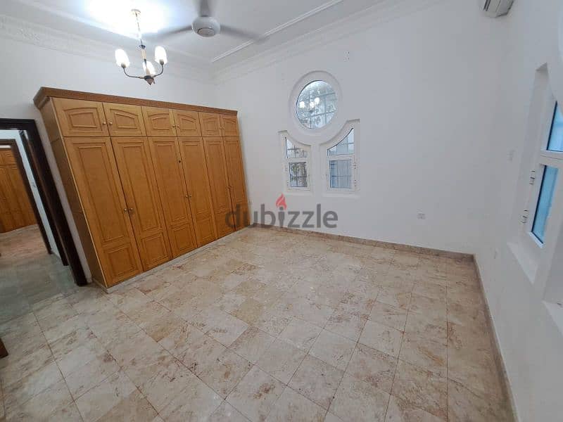 ground floor  of a house with a separate  entrance  and gardenb 7