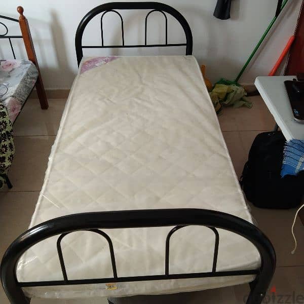 Single bed with mattress 1