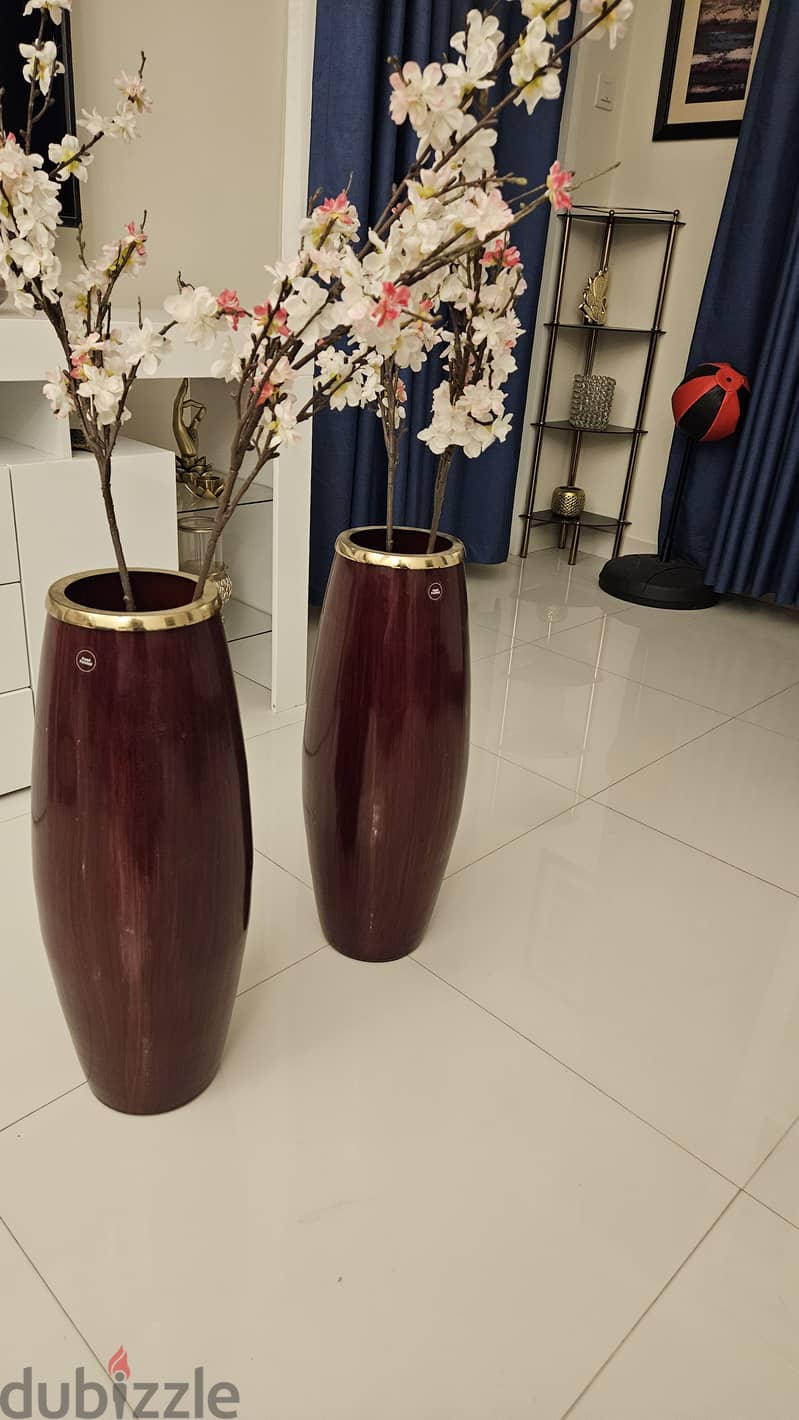 Home centre tall flower vase 1