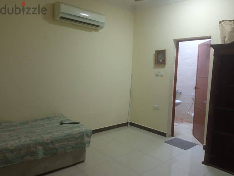 Room for rent in wadi Kabir 0