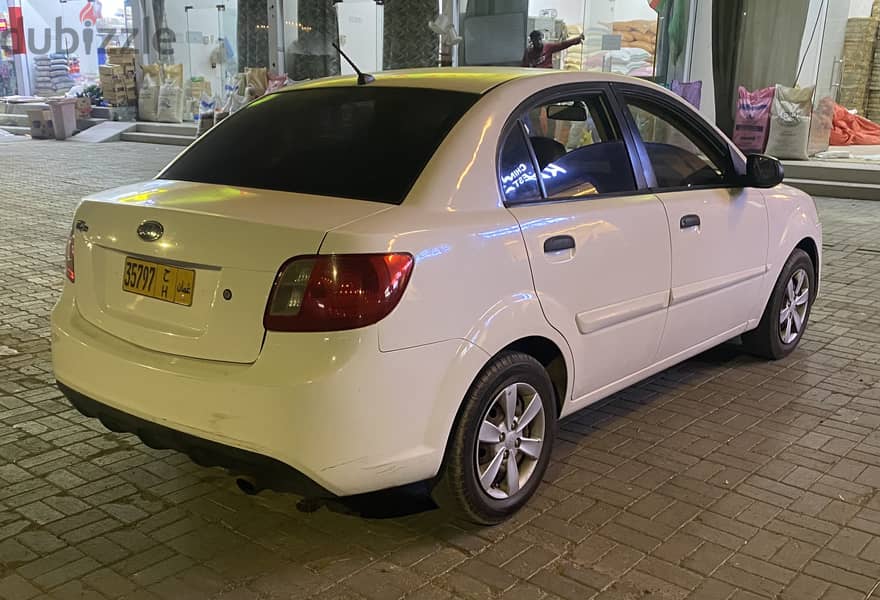 Kia Rio available for rent 2