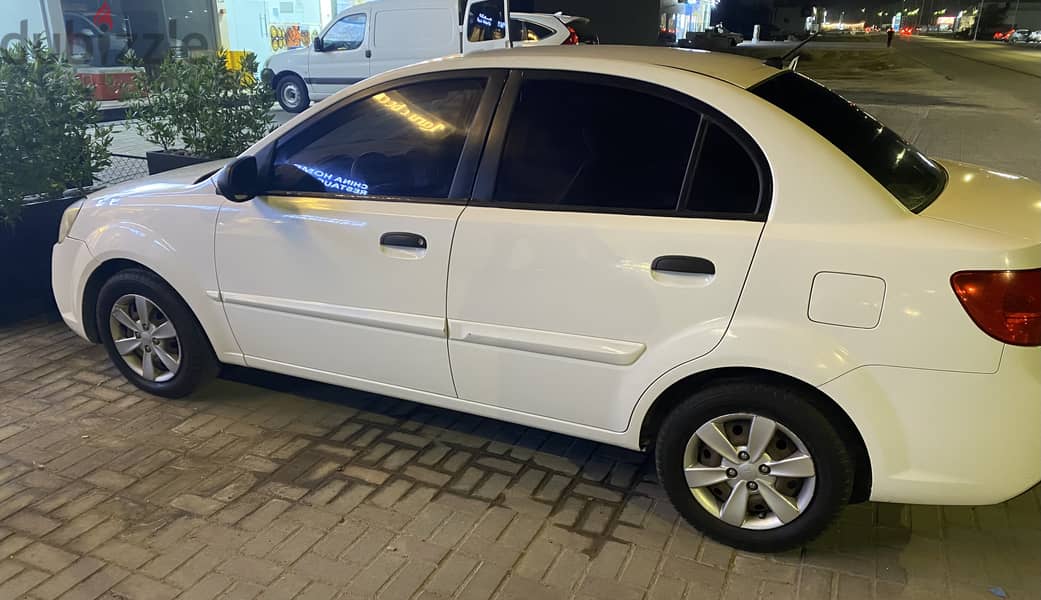 Kia Rio available for rent 6