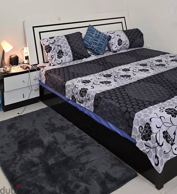 king Size Bed/Side Table/Matress 1