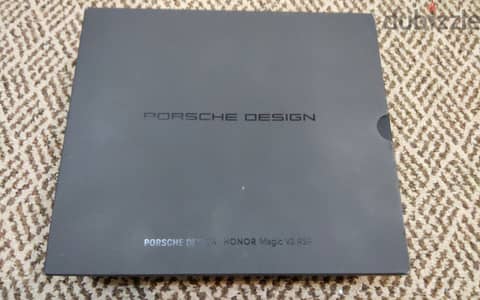 Honor Magic V2 RSR Porsche Design