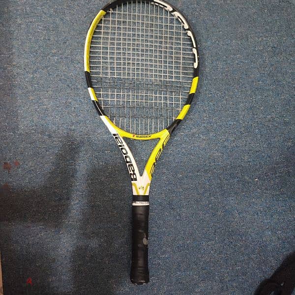 Tennis rocketBabolat aero pro drive Aero in excellent condition 1