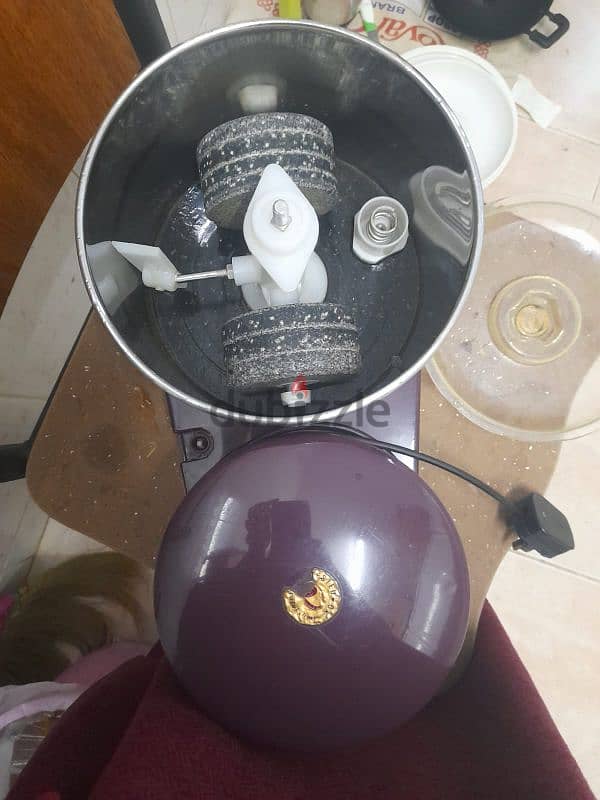 Laxmi brand grinder for sale good condition 1