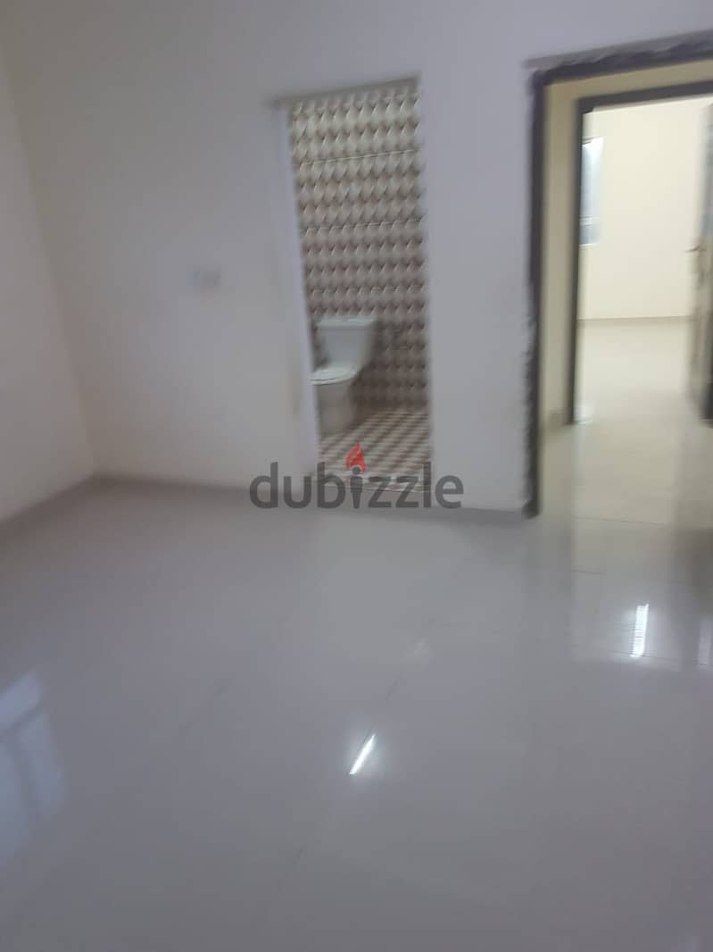 للإيجار شقة في الموالح الجنوبيةApartment for Rent in South Almawaleh 2