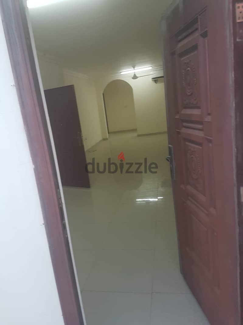 للإيجار شقة في الموالح الجنوبيةApartment for Rent in South Almawaleh 7