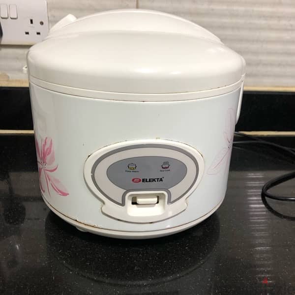 Rice cooker 0