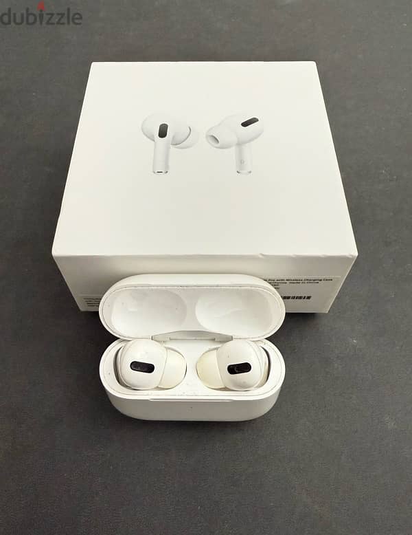 Apple Airpod pro 1st generation 0