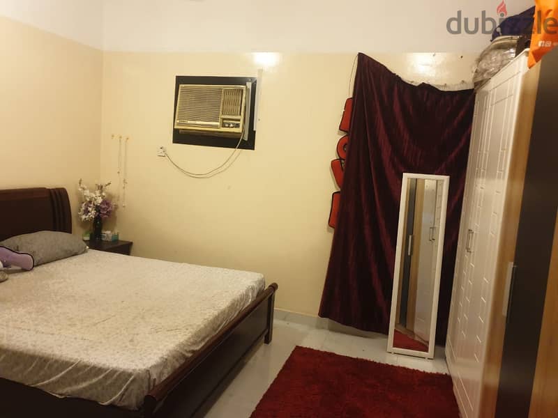 furnished room in al khuwair 0