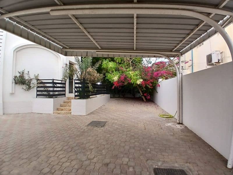 Villa available for rent in Azaiba 7