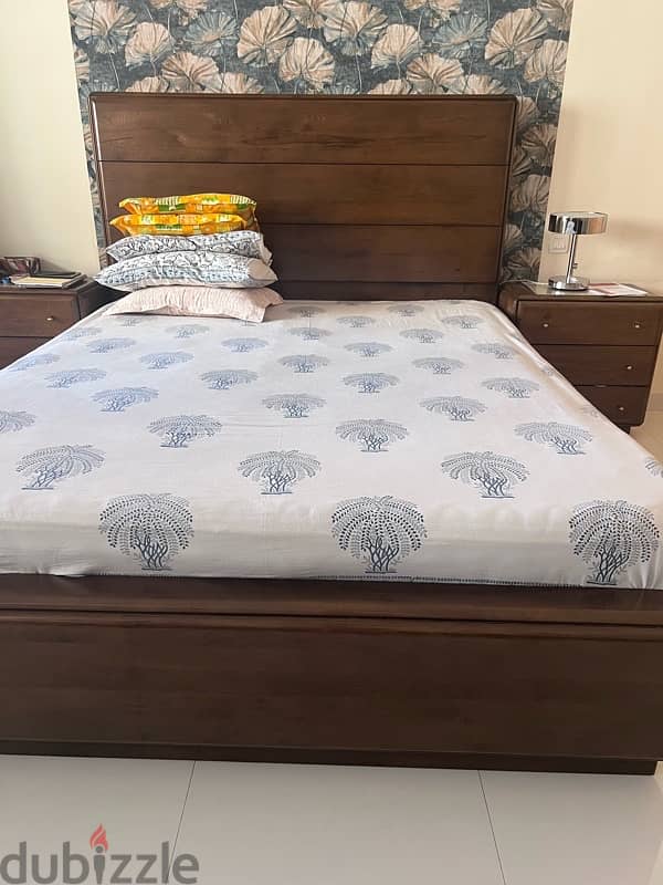 bed room furniture for sale 0