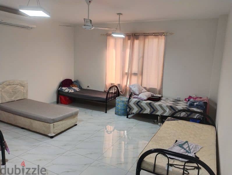 Executive Bachelor Bed space available for rent in Alkhuwair 4