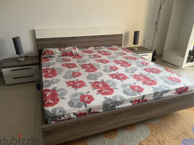 BED SET WITH STUDY TABLE 0