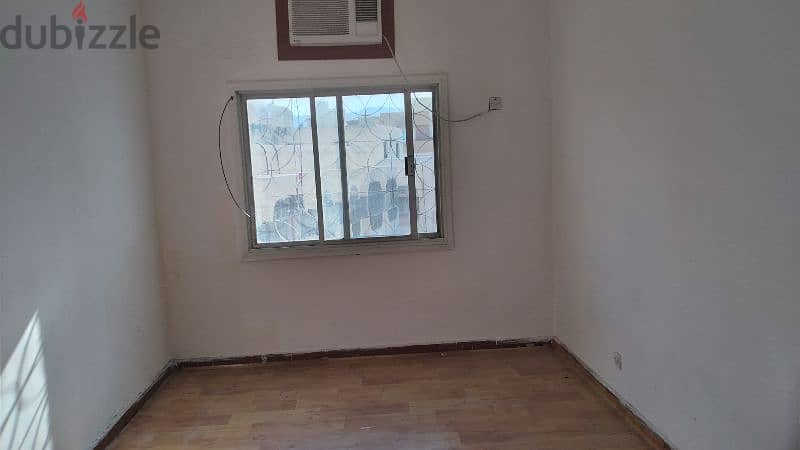 room for rent near al falag hotel ruwi 1