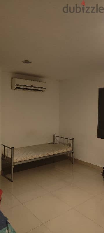 STUDIO ROOM FOR RENT JUST 140 OMR ONLY 0