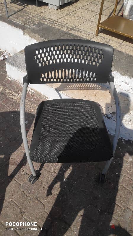 Used Office Chairs Quantity available 2