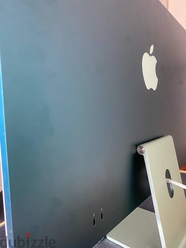 iMac (24-inch, M3, 2023, Two ports) 2