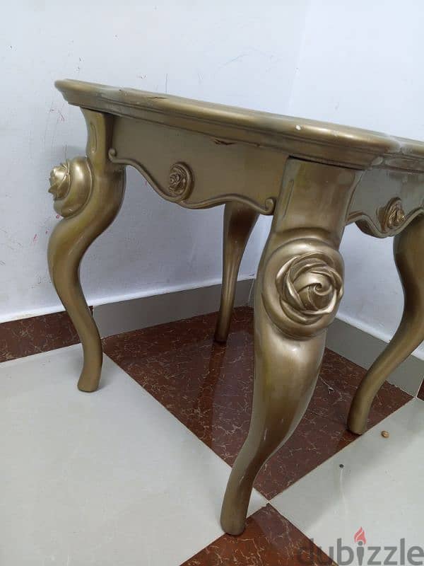 house table for sale urgent 10 riyal call location mabela Bibi 4