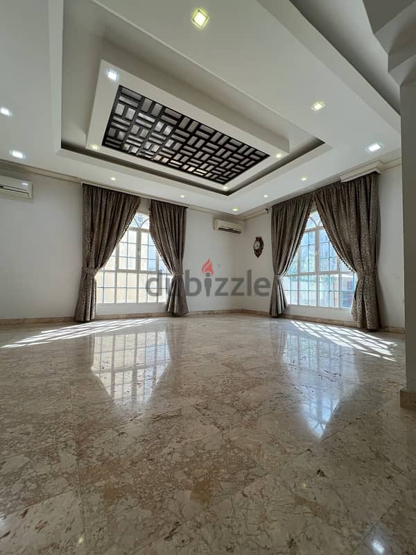 5 BHK VILLA FOR RENT - AL KHOUD !! 1