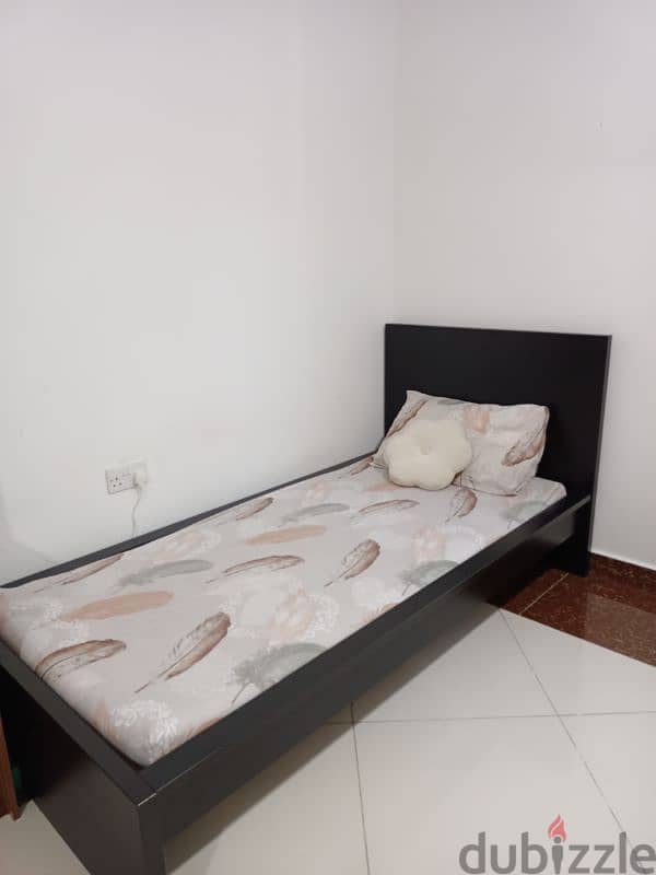 Single bed with Mattress 0