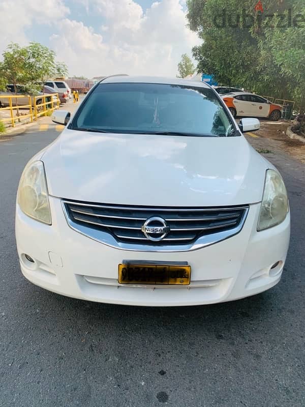 Nissan Altima 2010 0