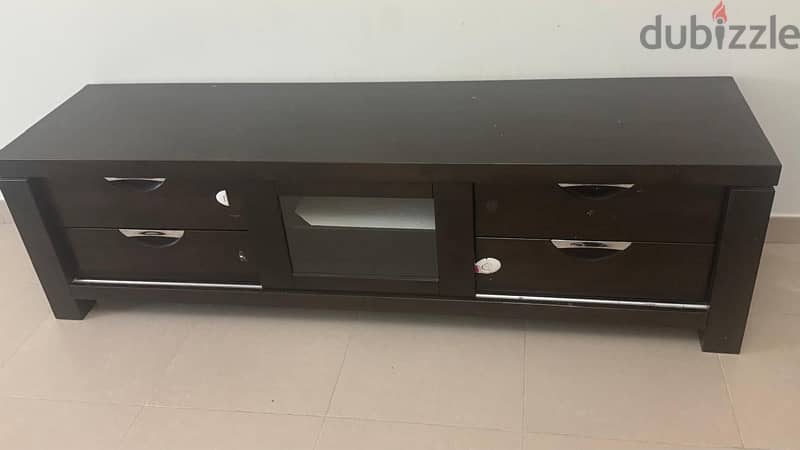 Heavyduty TV Stand 2