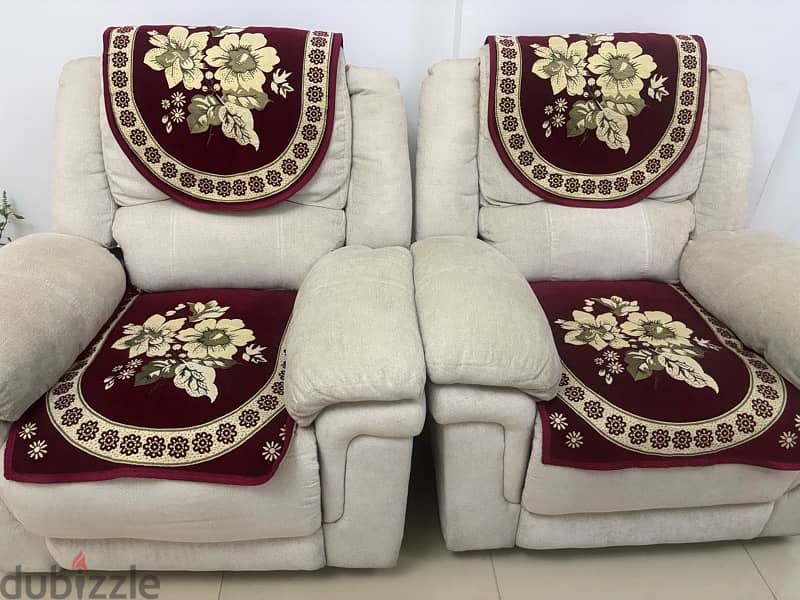 recliner - 2 set (very good condition) 0