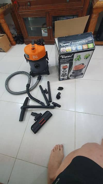 Toyomi Wet/dry Vacuum Cleaner