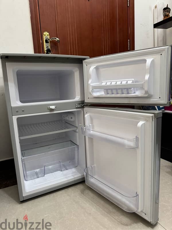 Ikon Mini-Refrigerator IK-89F 2-door 1