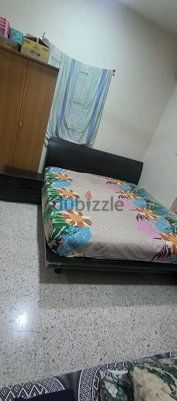 used Cot with Mattress 6*6 feet 2