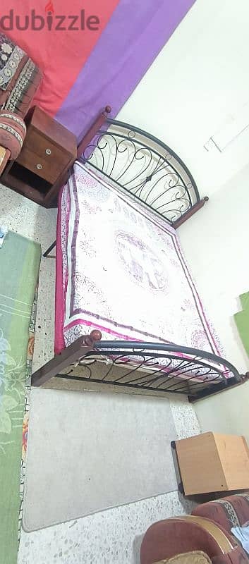 6*4 feet used an iron cot with side tables 02 numbers. 5