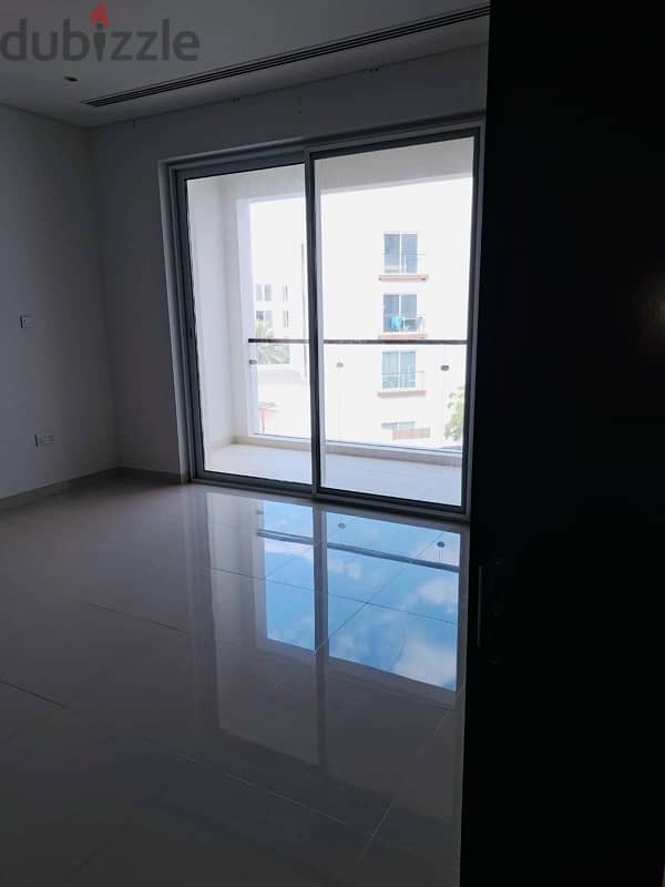 beautiful 1 bhk pool view in liwan 3