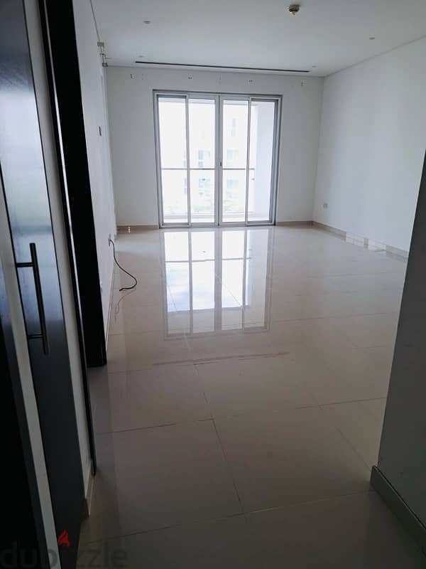 beautiful 1 bhk pool view in liwan 5