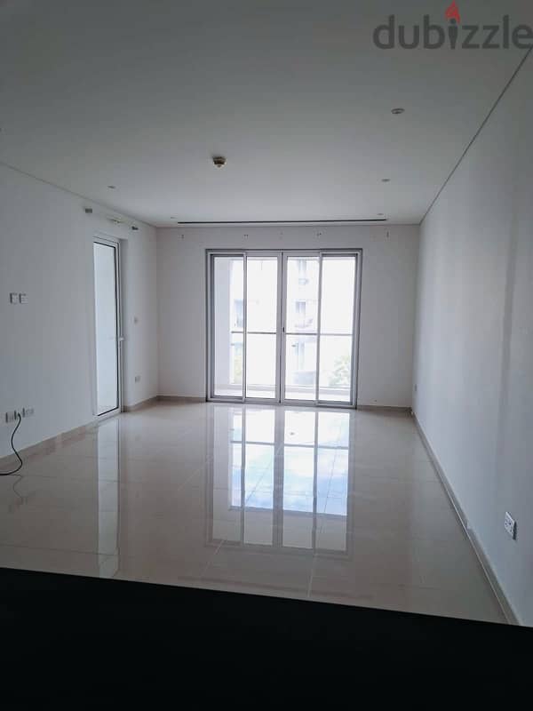 beautiful 1 bhk pool view in liwan 6