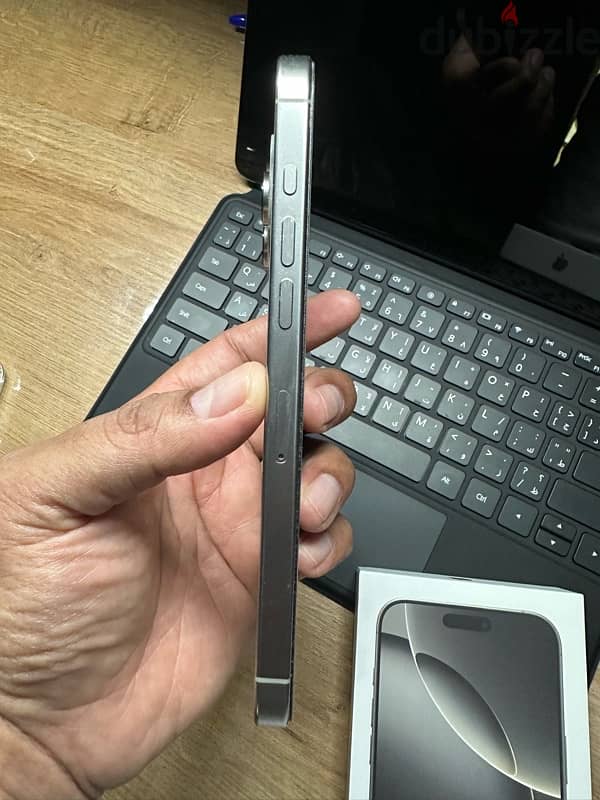 iPhone  16 pro max 512 GB 8