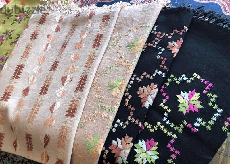 Handmade Pakistan shawls 0