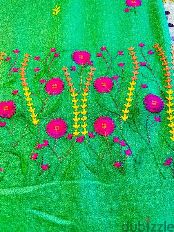 Handmade Pakistan shawls 10