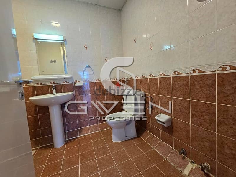 Spacious 3 BHK Apartments for Rent in Al Khuwair 4